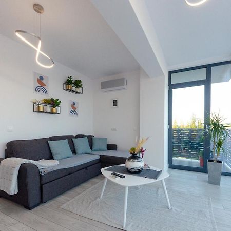 Bliss Apartment Targu Mures Exterior photo